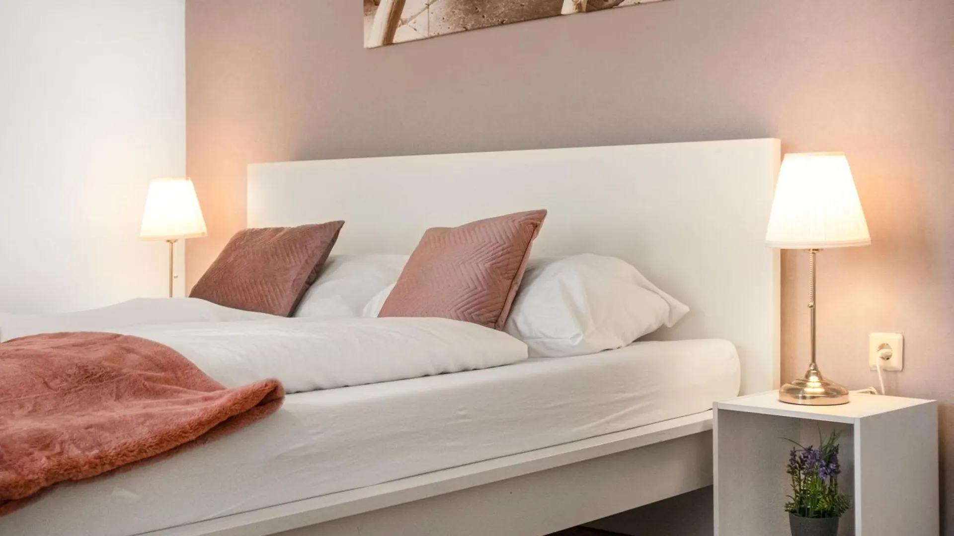 Modern 3Br Stay Ideal For Group Getaways & Families Vienna Austria